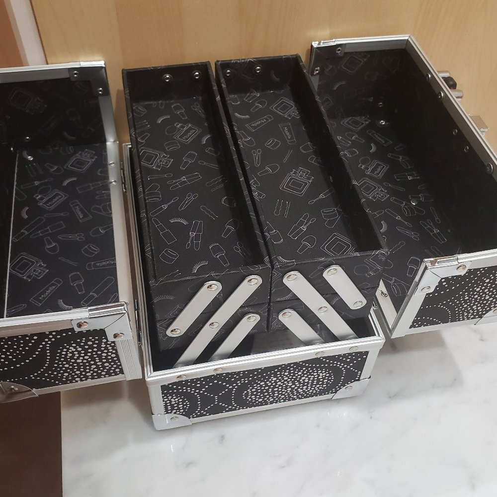 MODELLA Beauty Vanity Case, Storage- Organization Box - Picture 8 of 16